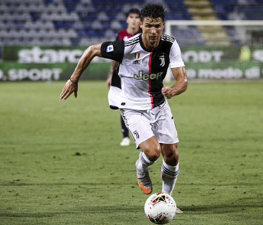 关于广东宏远转会期调整名单，志在欧冠名次提升，气氛紧张，控场能力受关注的信息