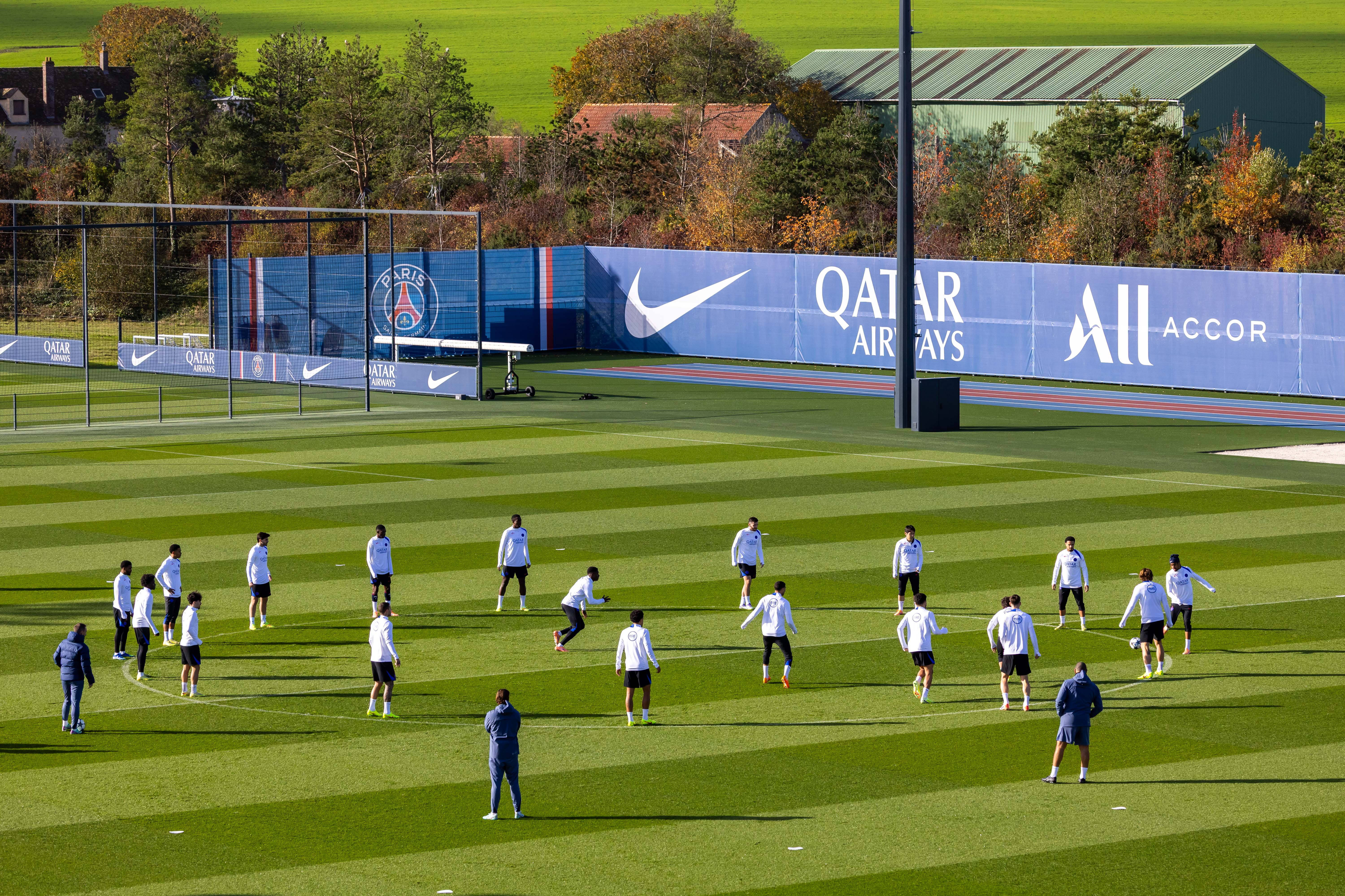 转会期巴黎圣日耳曼备战欧冠；外线爆发细节曝光；目标明确；细节决定成败的简单介绍-九游